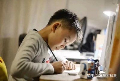 智慧家科教带孩子爱心在知识的海洋